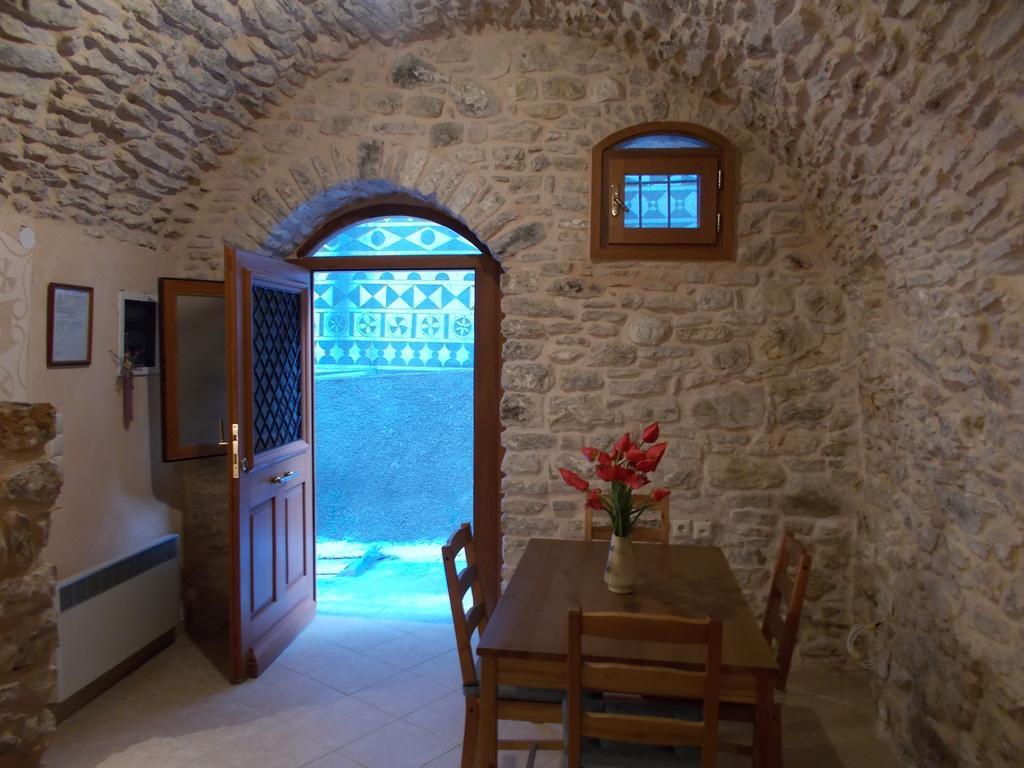 Traditional Guest House Chrisyis Pyrgi  外观 照片
