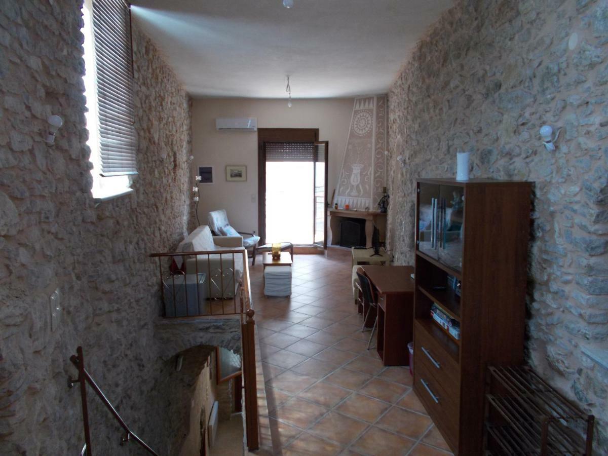 Traditional Guest House Chrisyis Pyrgi  外观 照片
