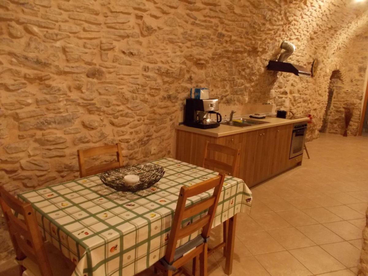 Traditional Guest House Chrisyis Pyrgi  外观 照片