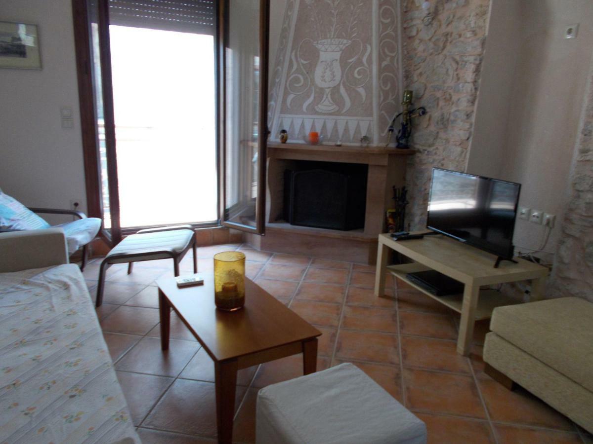 Traditional Guest House Chrisyis Pyrgi  外观 照片